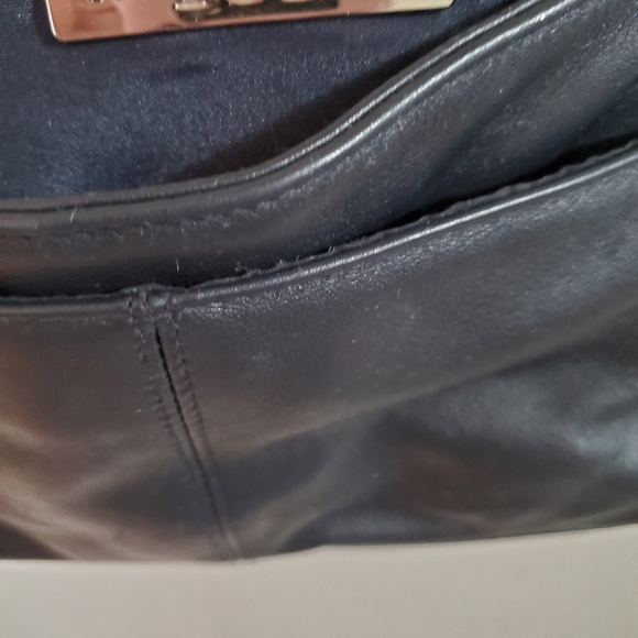 Purse - Picture 2 of 2